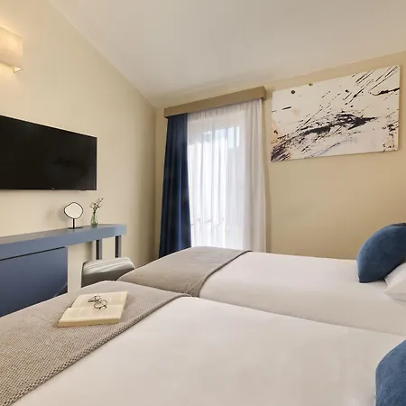 Istrian Plava Laguna Villa *