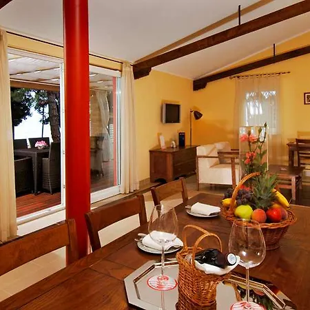 Istrian Plava Laguna Villa *