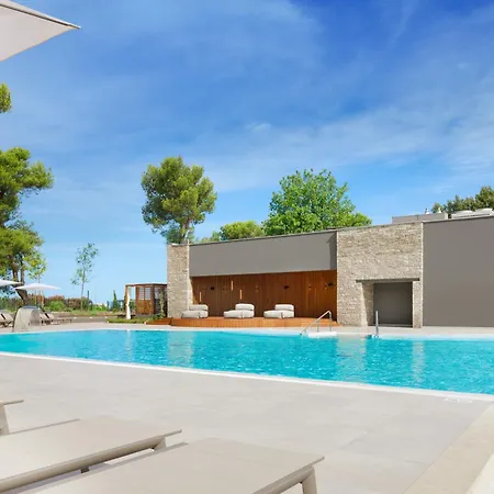Istrian Plava Laguna * אומאג