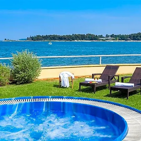 Istrian Plava Laguna Villa *