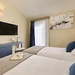 Istrian Plava Laguna Villa *